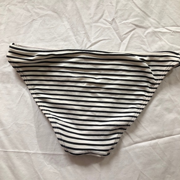 women’s hollister striped bathing suit bottoms - Picture 2 of 2